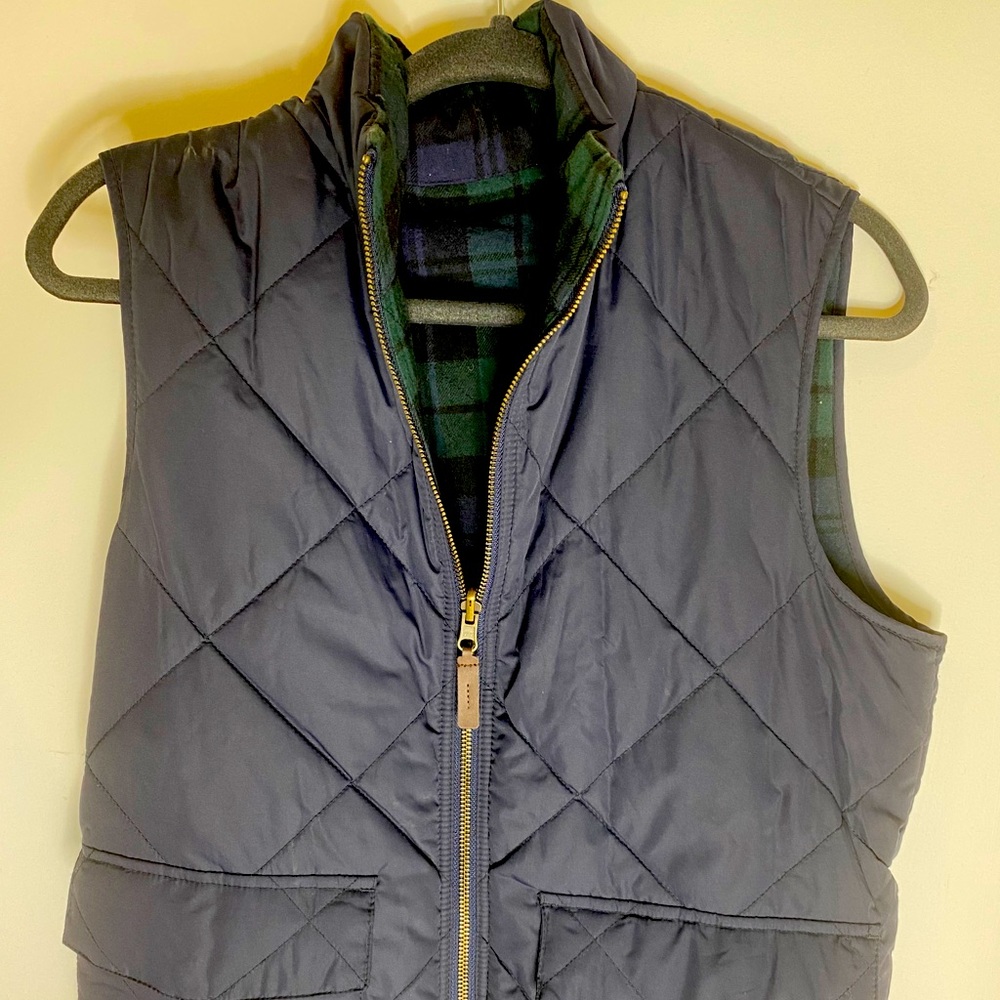 Reversible vest